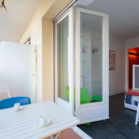 Apartment Studio Biarritz, 1 Piece, 2 Personnes - Fr-1-3-379 *